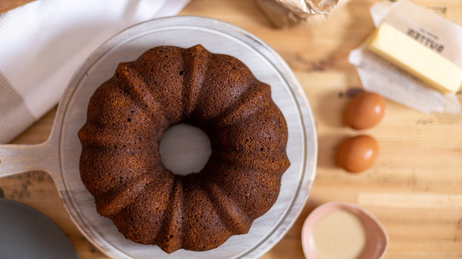 How to make Bundt Cake moist