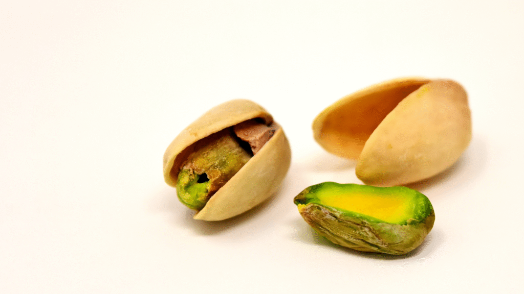 How to make pistachio cupcakes without oven and egg